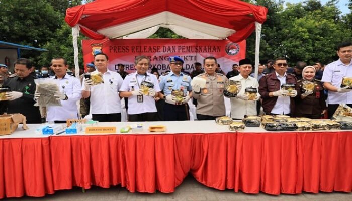 Polda Sulsel Musnahkan 30,9 kg Sabu, 6,8 kg Ganja dan 83 Butir Ekstasi
