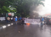 Spanduk dan Poster Bertebaran, Mahasiswa Sulsel Tolak Kenaikan PPN
