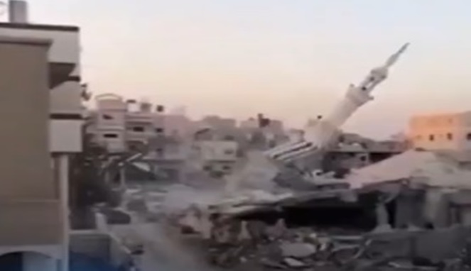 Saat Umat Muslim Bersujud, Bom Israel Meledak di Gaza