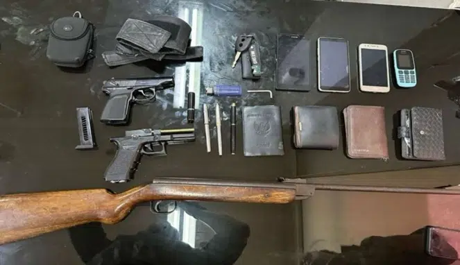 Pengacara Terlibat Kecelakaan, Polisi Temukan Barang Bukti Senpi dan Sabu