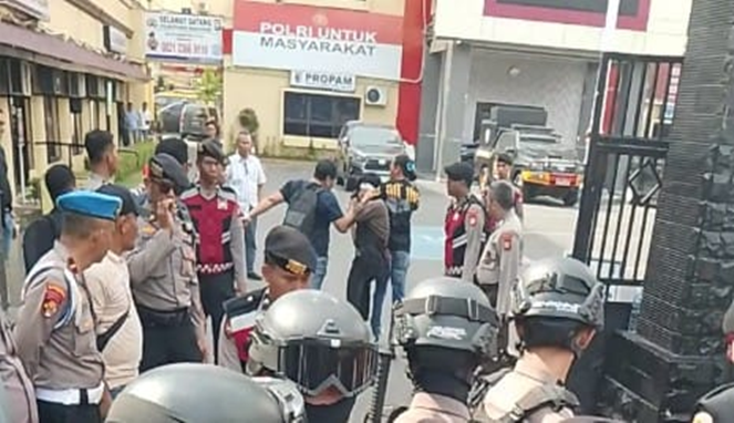 Kriminalisasi Advokat? Polisi Seret Pengacara di Tengah Tuntutan Keadilan