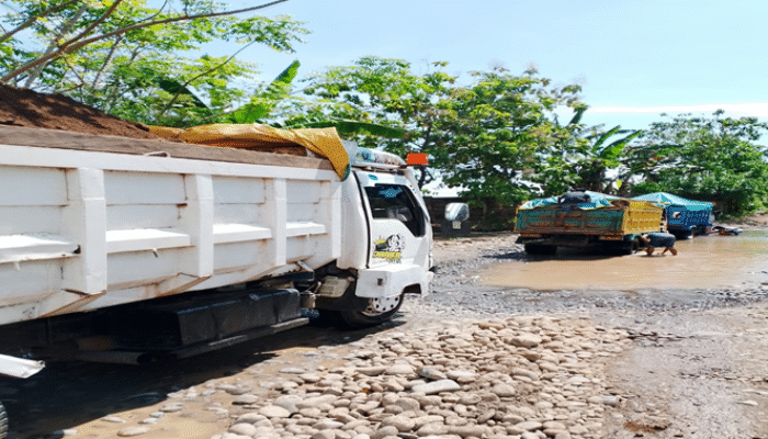 Tambang Ilegal Takalar Dibiarkan Menggila, Aparat Diduga Jadi Beking!