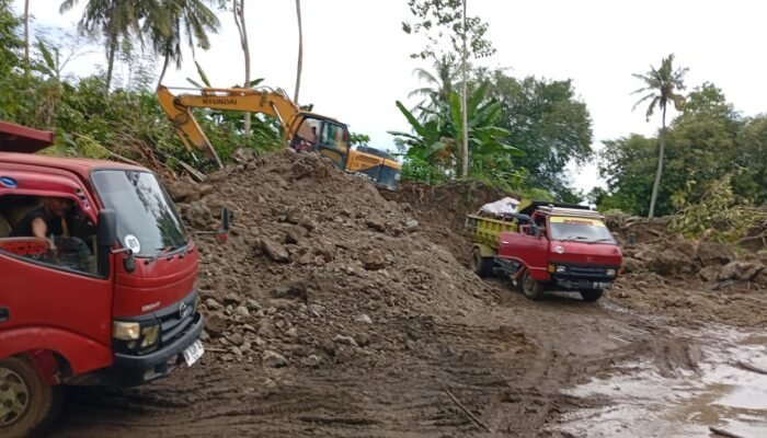 Tambang Ilegal Merajalela di Kampung Halaman Kadiv Propam Polri?