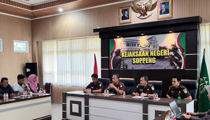 LSM LAPAK Minta Kejari Soppeng Tangani Kasus Handsprayer Secara Profesional dan Terbuka