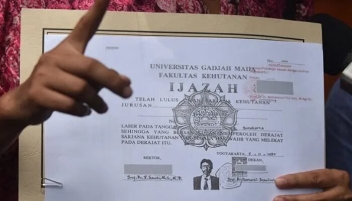 Salinan Ijazah Jokowi Terkuak ke Publik, Awal Pengujian Keaslian