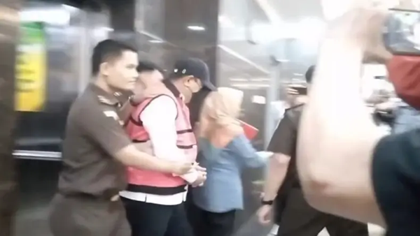 Mantan Pj Gubernur Sulsel Terseret Korupsi Bibit Nanas, Lima Orang Langsung Ditahan