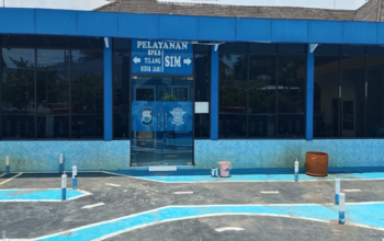 Biaya SIM Diduga Melebihi Tarif Resmi, Pelayanan Satlantas Polres Takalar Dipertanyakan