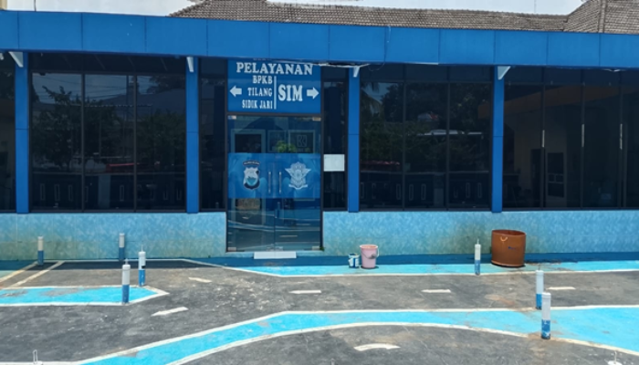 Biaya SIM Diduga Melebihi Tarif Resmi, Pelayanan Satlantas Polres Takalar Dipertanyakan