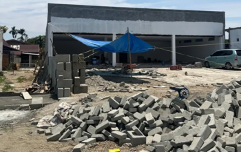 Warga dan Aktivis Desak Satpol PP Hentikan Proyek Ritel Modern di Bungadidi