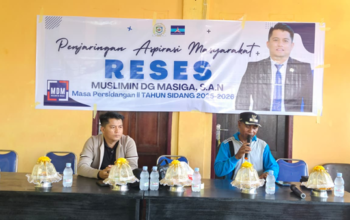 Kunjungi Pulau Bapa, Muslimin Dg Masiga Tampung Keluhan Listrik, Air Bersih, dan Kekosongan Bidan