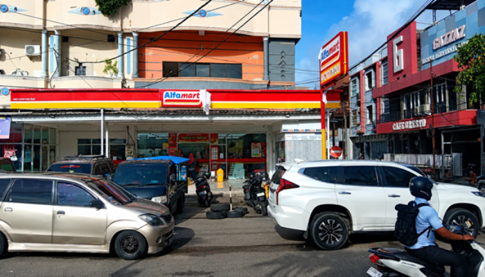 Carut-Marut Izin Alfamart Parepare, Dua Gerai Kena Palu, Satu Diduga Dilindungi