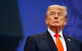 Dramatis! Trump Umumkan Setop Operasi Militer AS di Selat Hormuz