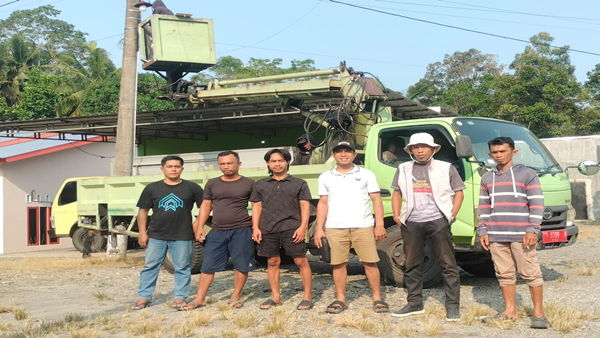 Kadis Dishub Respons Aspirasi DPRD, Wakapolres dan Kapolsek Kawal Pemasangan PJU